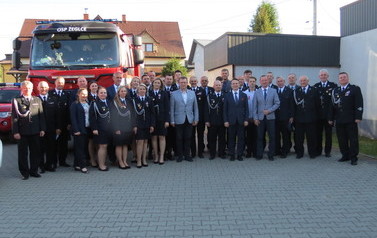 Zdjęcie grupowe Strażak&oacute;w z OSP Gminy Chork&oacute;wka 