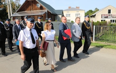 Zaproszeni goście przedstawiciele służb mundurowych, parlamentu oraz samorządu i kultury. 