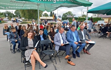 Rękodzieła przygotowane przez Senior&oacute;w. 