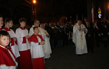 b. Niepodległość (12)