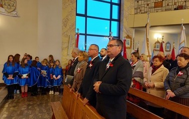 a. Niepodleglość (5)
