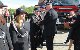 Wręczenie odznak dla zasłużonych druh&oacute;w. 