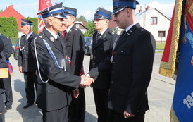 Wręczenie odznak dla zasłużonych druh&oacute;w. 