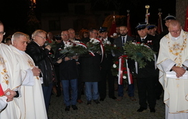 b. Niepodległość (14)