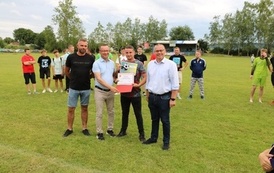 Rozdanie nagr&oacute;d podczas zakończenia turnieju. 