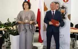 W&oacute;jt Gminy Chork&oacute;wka &ndash; Grzegorz Węgrzynowski oraz Gabriela Nizianty &ndash; Dyrektor Centrum Usług Oświatowych w Chork&oacute;wce.