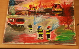 Praca wykonana farbami. Na pracy zaprezentowano strażak&oacute;w podczas wykonywania czynności związanych ze swoja pracą. 